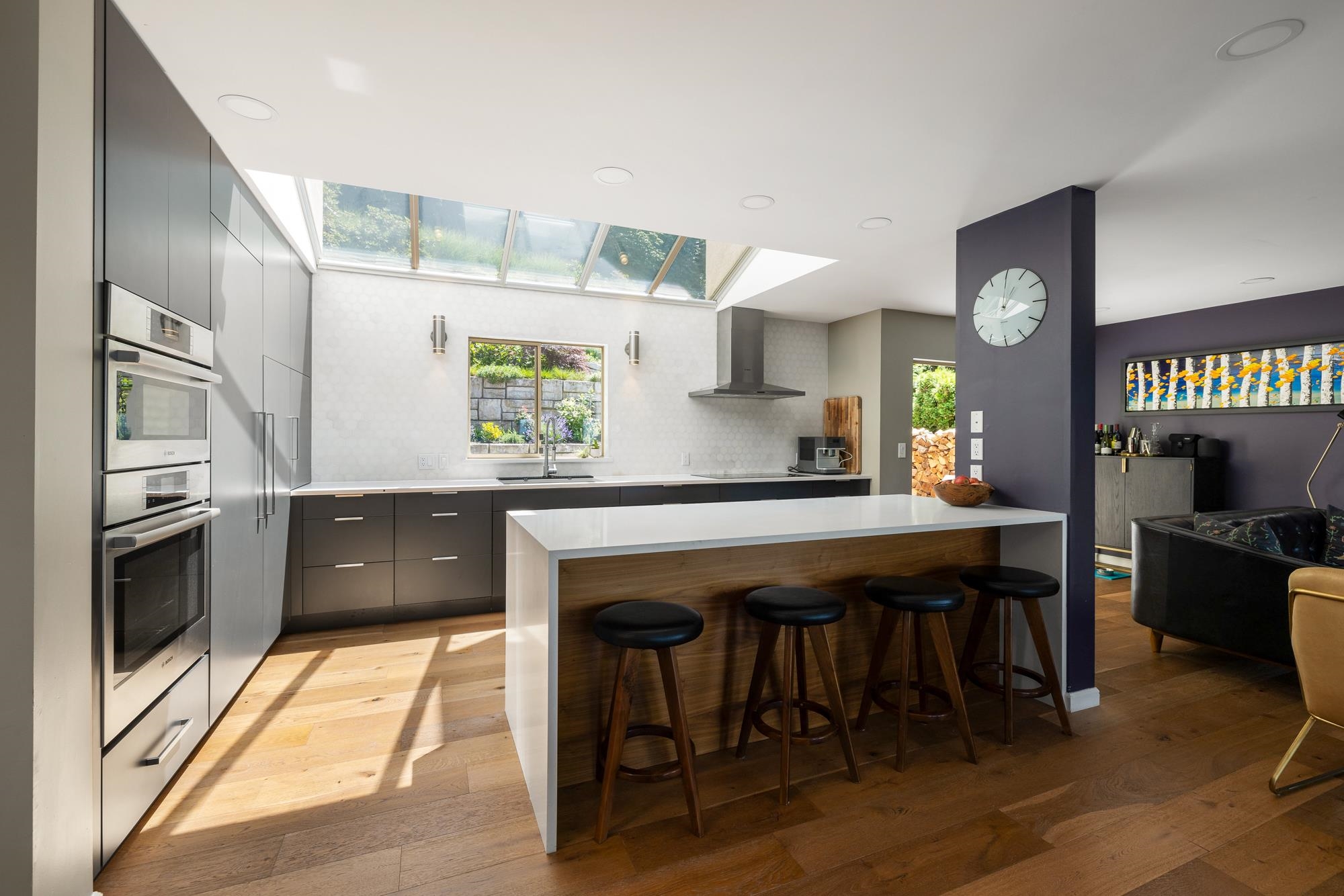 245 KELVIN GROVE WAY 14