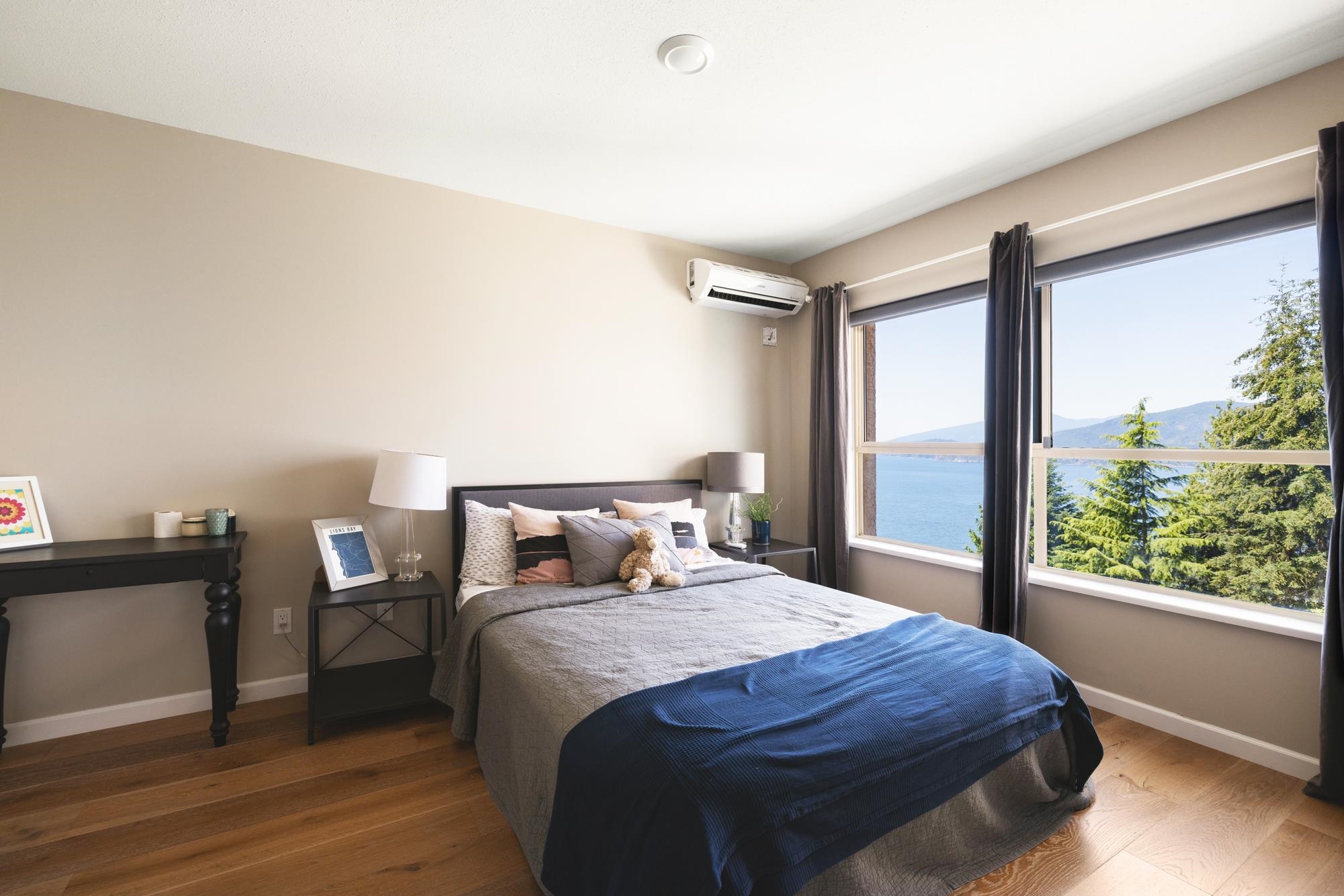 245 KELVIN GROVE WAY 35