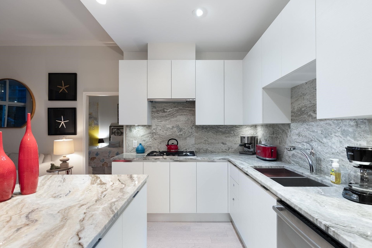 175 Victory Ship Way #103, North Vancouver, BC V7L 0G1 20
