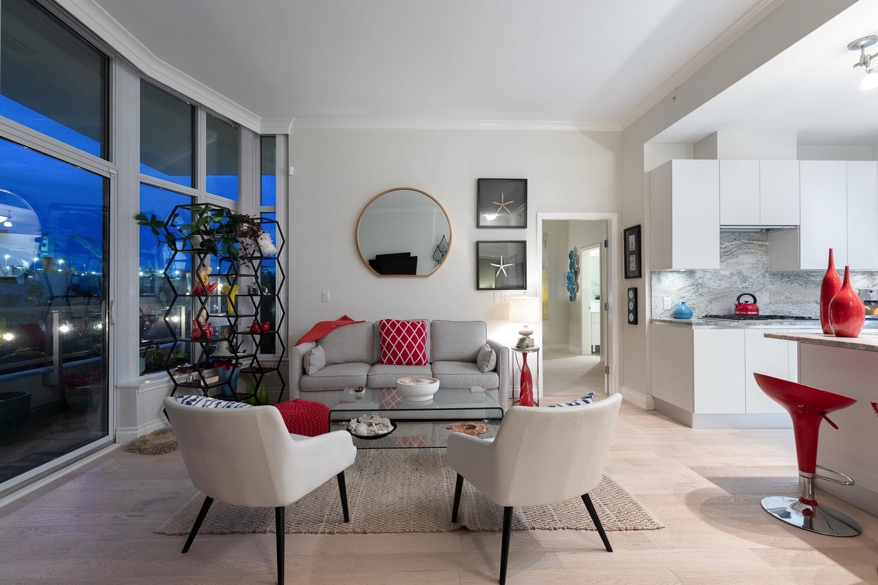 175 Victory Ship Way #103, North Vancouver, BC V7L 0G1 26