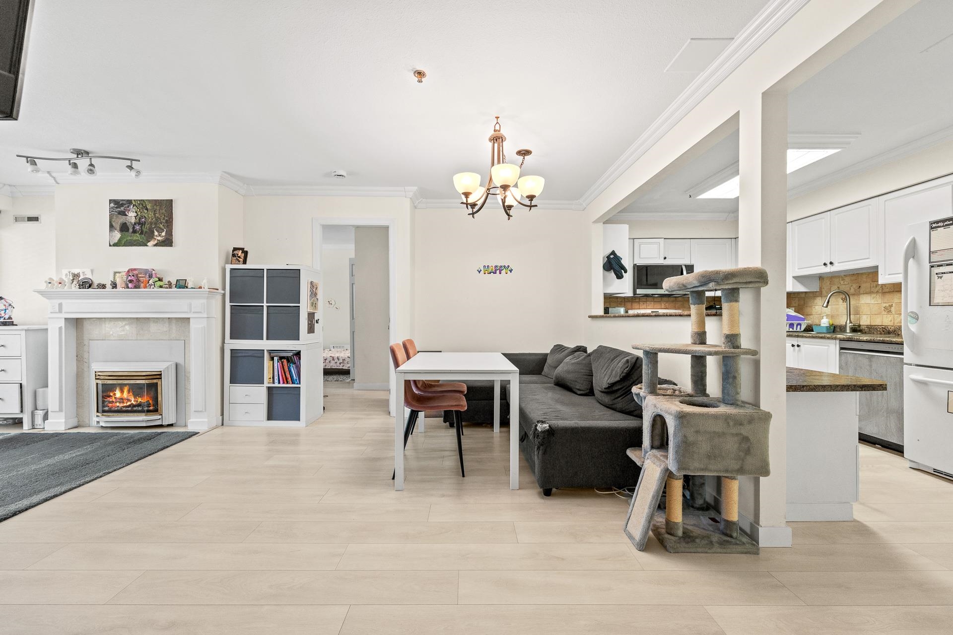 312 - 1148 Westwood Street 4
